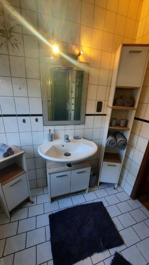 Pension Landgasthof - Iva Haßloch Kültér fotó
