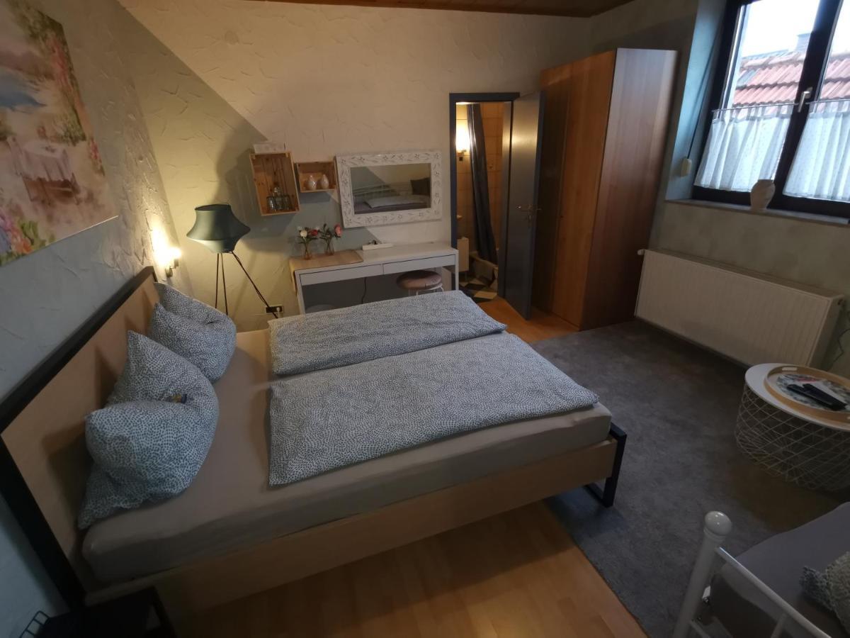 Pension Landgasthof - Iva Haßloch Kültér fotó