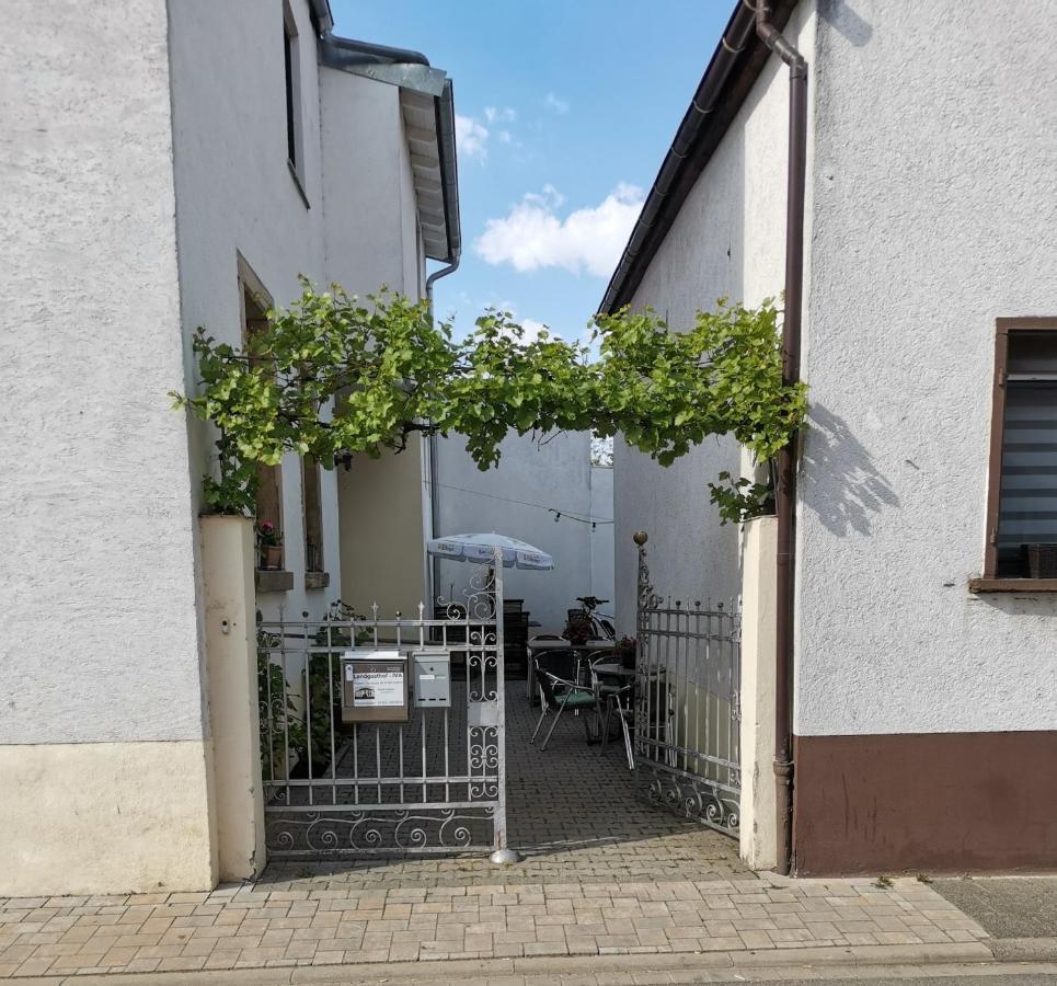 Pension Landgasthof - Iva Haßloch Kültér fotó